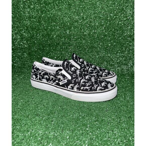 Vans Classic Slip On Dinosaur All Over Print Sneaker Kids Size 7 Womens Size 8.5 - Picture 1 of 9